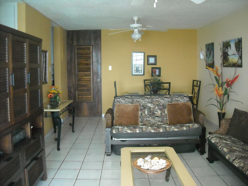 Ocean Front Apartment Luquillo Exterior foto